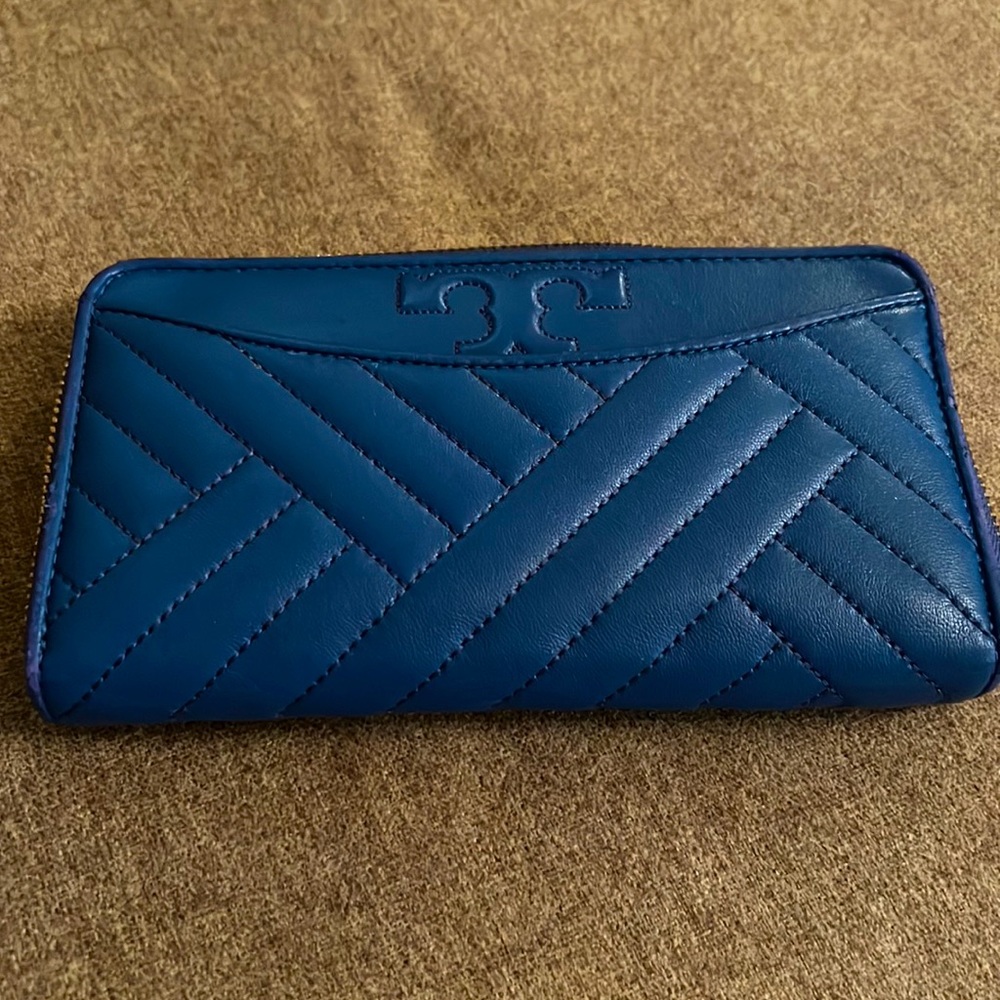 Tory Burch Blue Leather Wallet